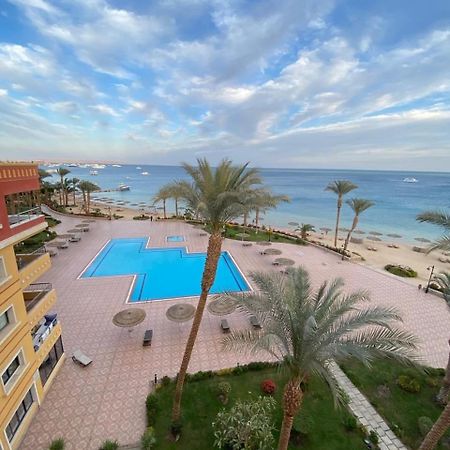 Esplanada Hotel Apartments Gurdaka Kültér fotó