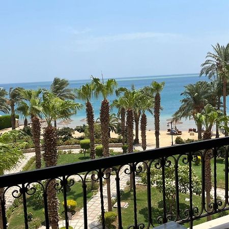 Esplanada Hotel Apartments Gurdaka Kültér fotó