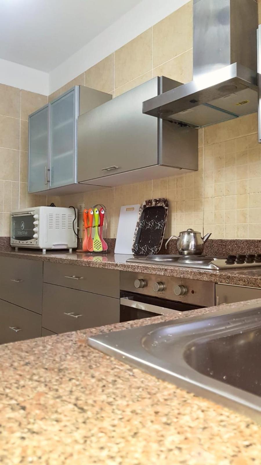 Esplanada Hotel Apartments Gurdaka Kültér fotó